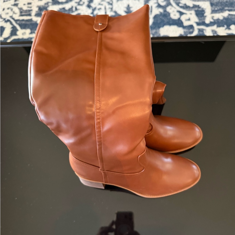 Women's Tall Riding Boots in Cognac Brown